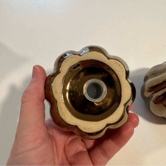 Vintage Pumpkin Gourd Salt and Pepper Shakers - Picture 2 of 6